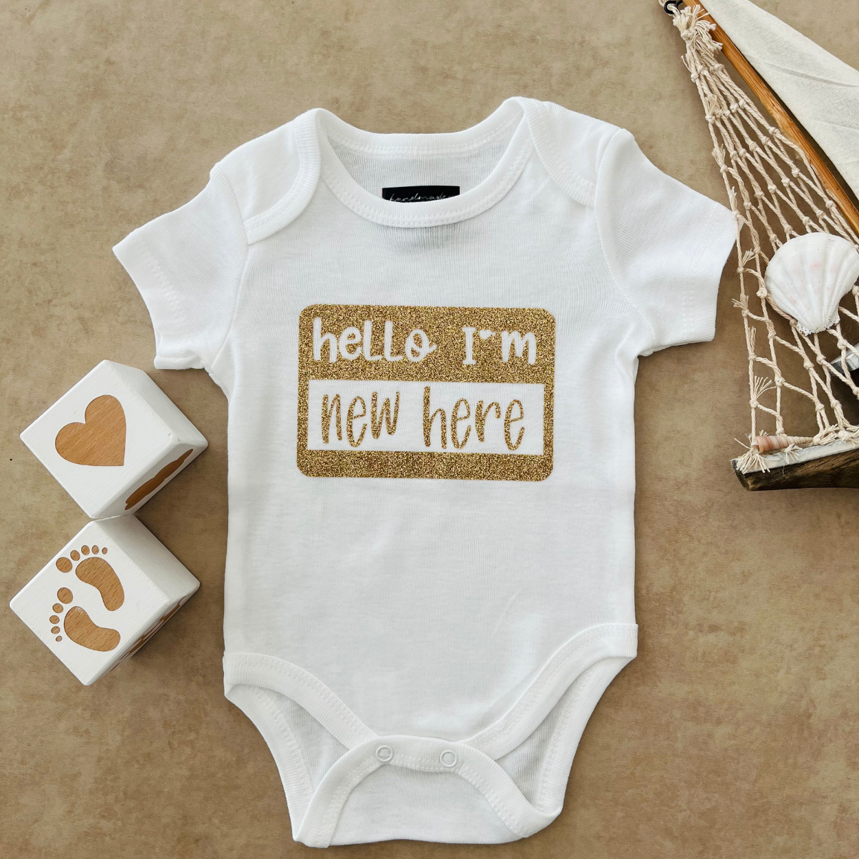 Hello I'm New Here (Simli Sarı)- Özel Tasarım Bebek Body/Zıbın Baby Bodysuit