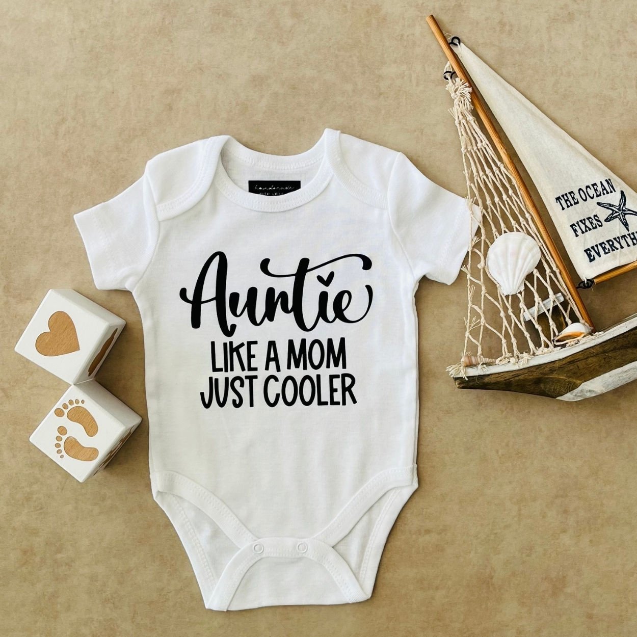 Auntie Like A Mom Just Cooler - Özel Tasarım Bebek Body/Zıbın Baby Bodysuit