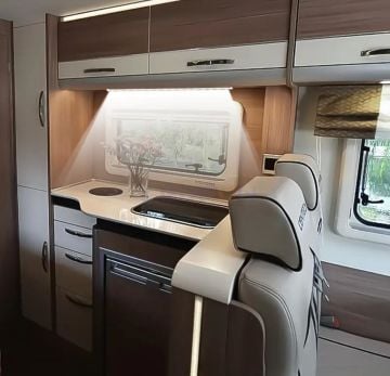 12V Kasalı 6500K Beyaz Çubuk Bar Led 100cm