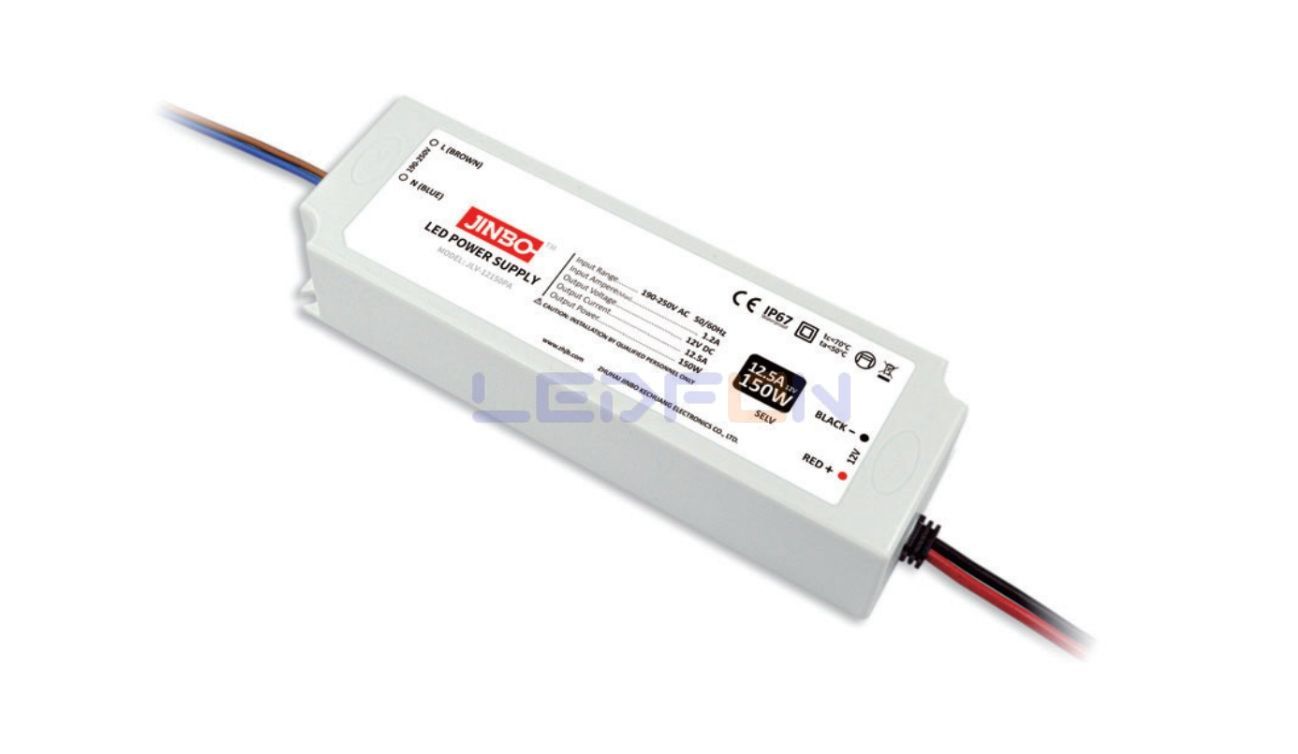 Jinbo 12V 8.3A 100W IP67 Dış Mekan Plastik Kasa Adaptör