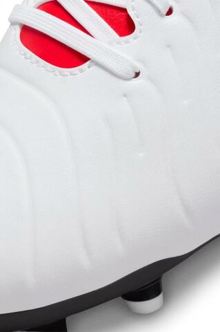 Nike Legend 10 Club FG/MG DV4344-100 Beyaz Erkek Çim Zemin Kramponu