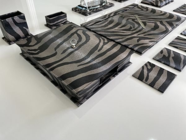Sümenvadisi Zebra Luxury Desk Set