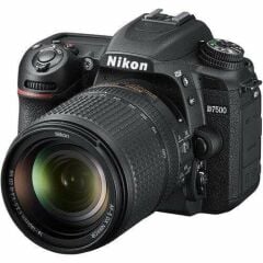 Nikon D7500 AF-S 18-140mm Kit