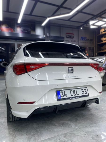 Seat Leon Mk4 Difüzör (Plastik)