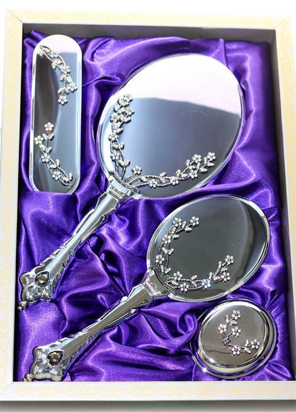 Saraylıı Çiçekli Ayna Tarak Seti Gümüş