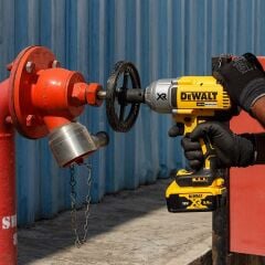 Dewalt DCF899P2 18 Volt 5.0 Ah Li-on Çift Akülü Profesyonel Somun Sıkma