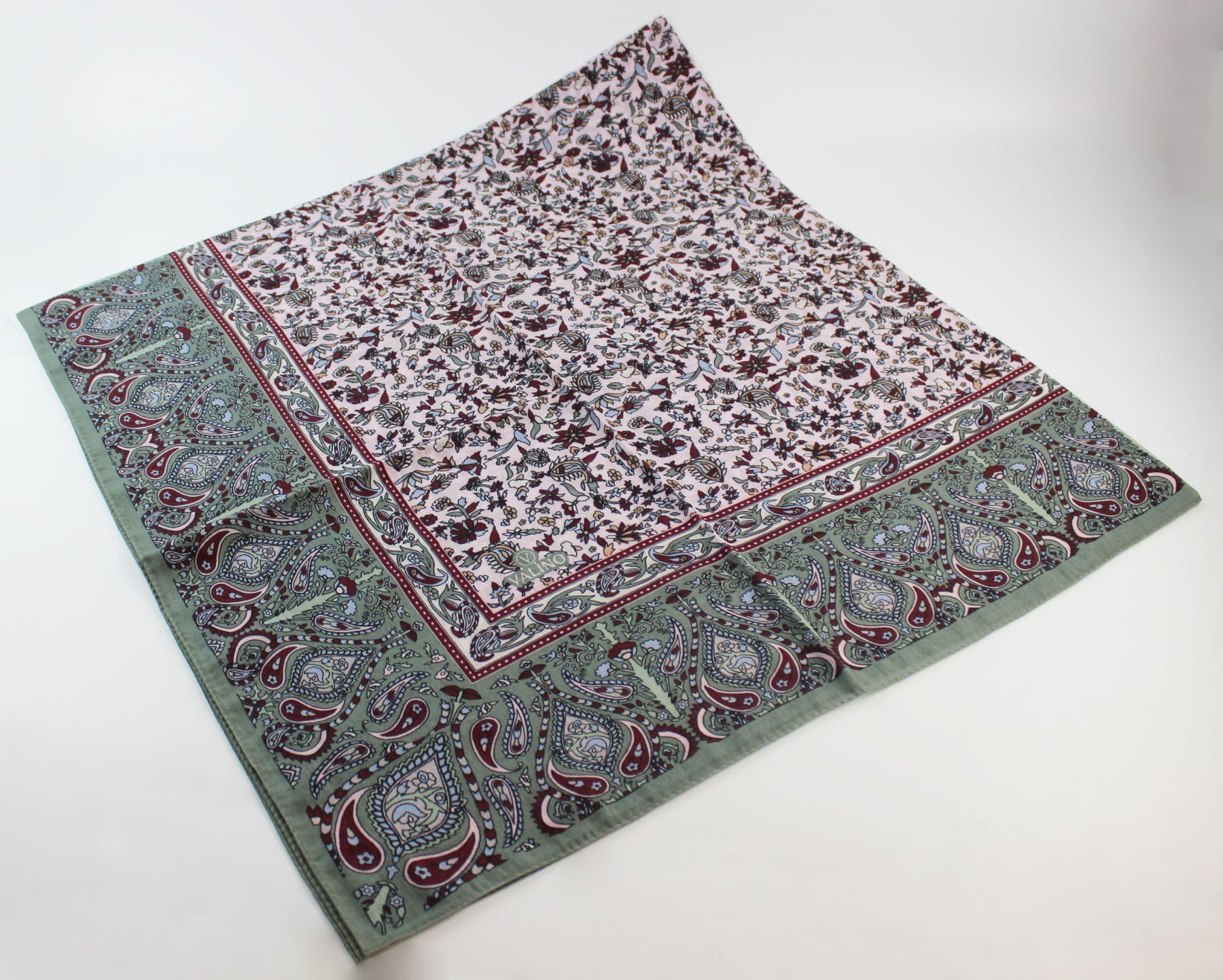 120x120 Etnik Desenli Pamuklu Çiçek Eşarp - Çağla