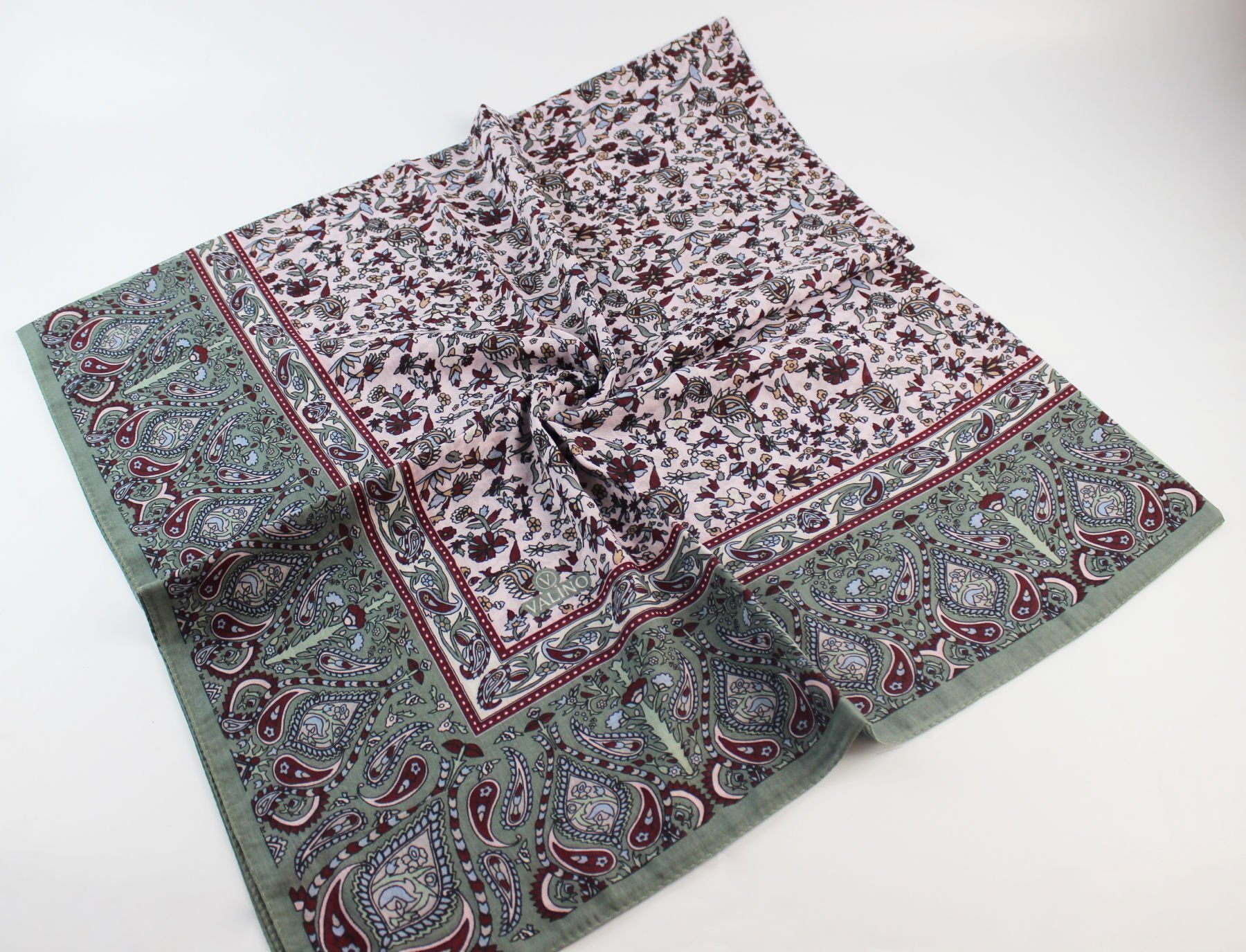 120x120 Etnik Desenli Pamuklu Çiçek Eşarp - Çağla