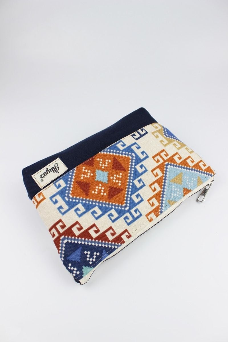 Kilim Desenli Çok İşlevli Lacivert El Cüzdanı