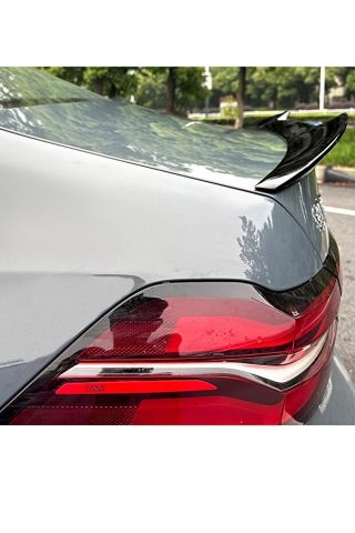 BMW 5 Serisi G60 G68 i5 Uyumlu M4 Yarasa Pianoblack Spoiler