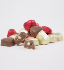 Double Premium Fıstıklı Kalp Çikolata & Kolonya Kırmızı-Gold-Beyaz