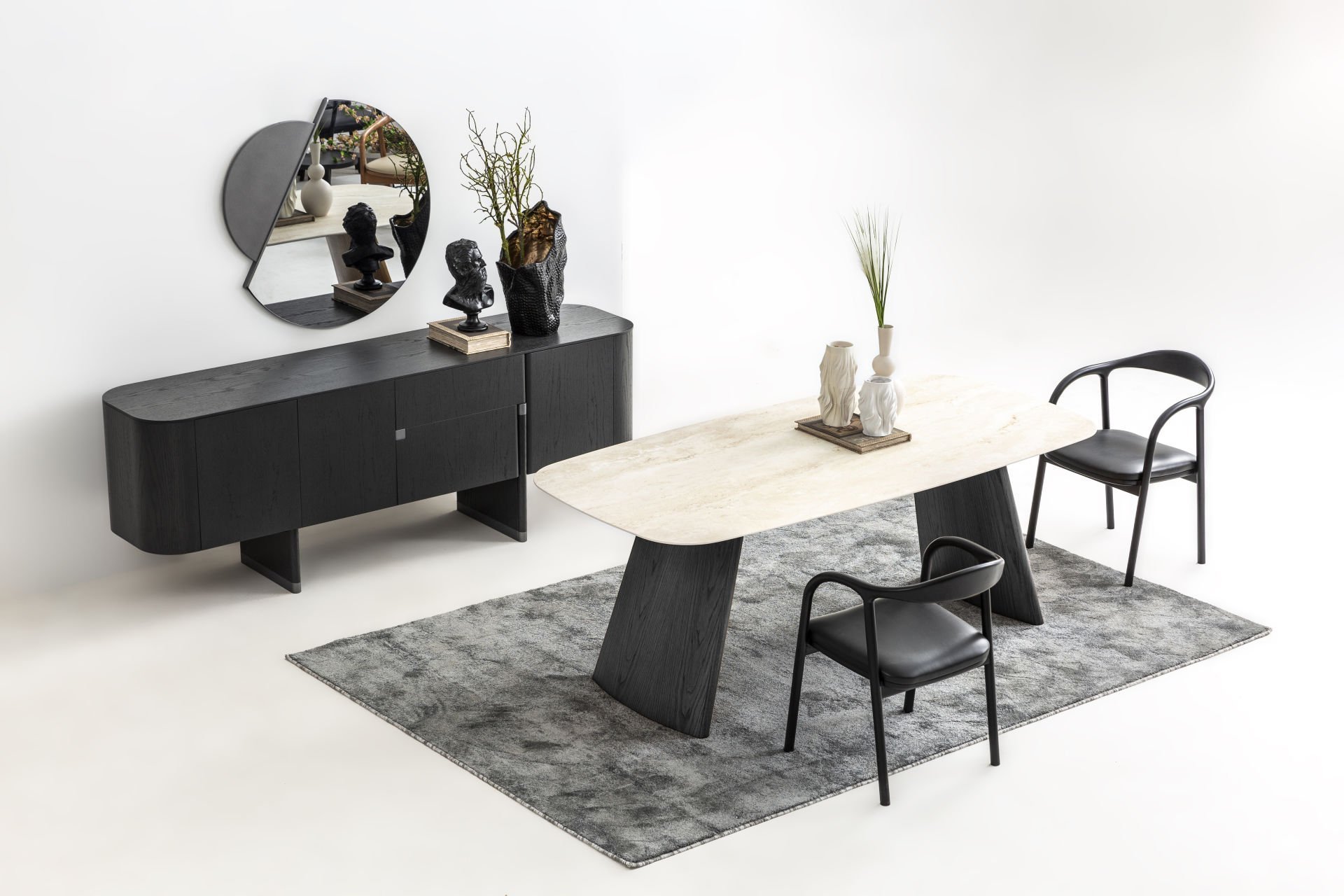 Delta Siyah Yemek Odası