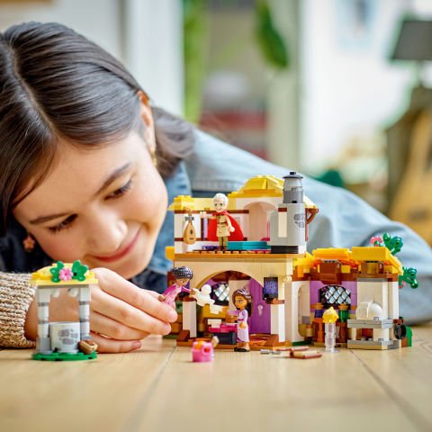 LEGO® ǀ Disney Asha’nın Evi