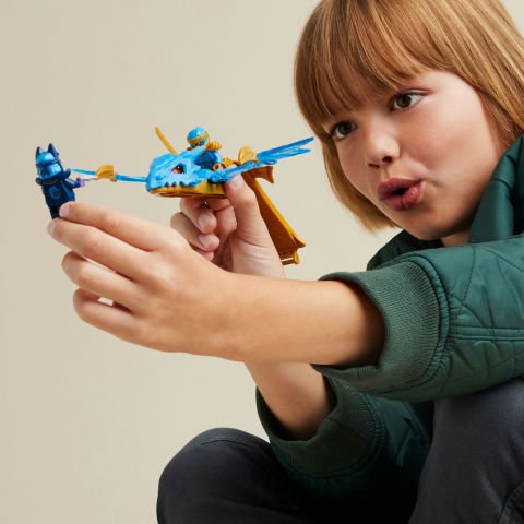 LEGO® NINJAGO™ Nya'nın Yükselen Ejderha Vuruşu 71802