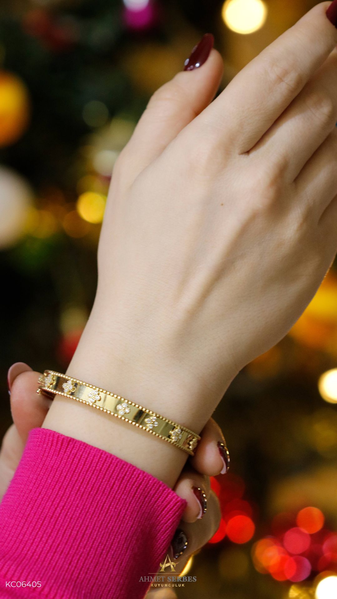 Van Cleef Model Altın Kelepçe