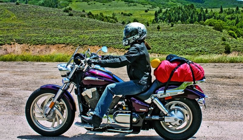 MOTOSİKLETTE DOĞRU OTURUŞ