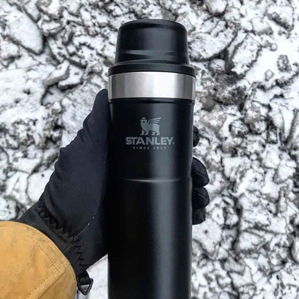 STANLEY Trigger-Action Travel Mug Seyahat Bardağı 0.47 ml (Siyah)