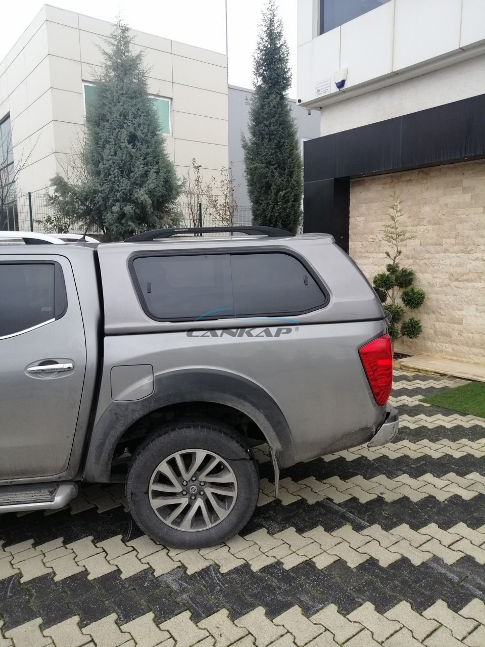 SM4 Nissan Navara Np300 Smart Top Yan Camları Sürgülü Kabin