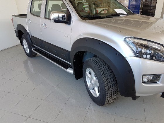 Çamurluk Kaplama ( Dodik Seti ), Civatasız, Isuzu D-max