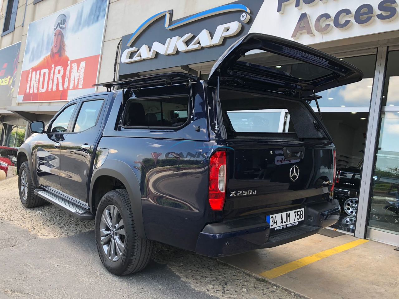 CK012 MERCEDES X-CLASS CAMLI KABİN