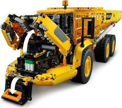 LEGO Technic 6x6 Volvo Mafsallı Kamyon (42114)
