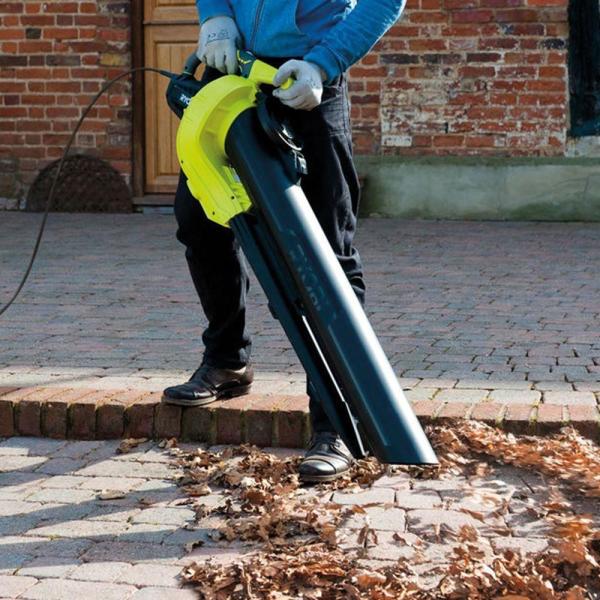 Ryobi RBV26B Benzinli Yaprak Toplama Makinası