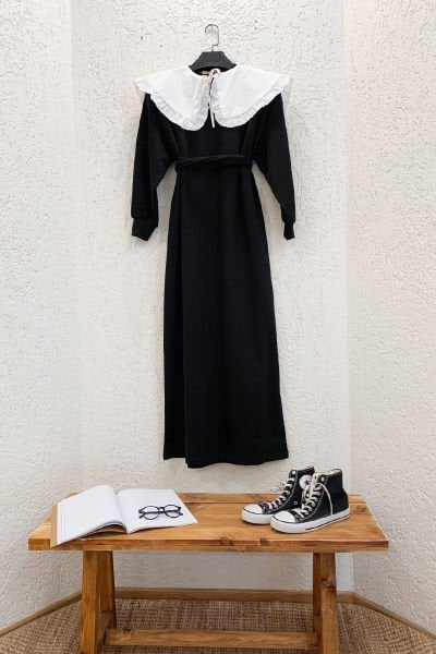Siyah Kalın Kemerli Sweat Elbise & Beyaz Yaka
