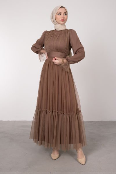 Boydan Tül Kat Fırfırlı Tesettür Elbise Toprak