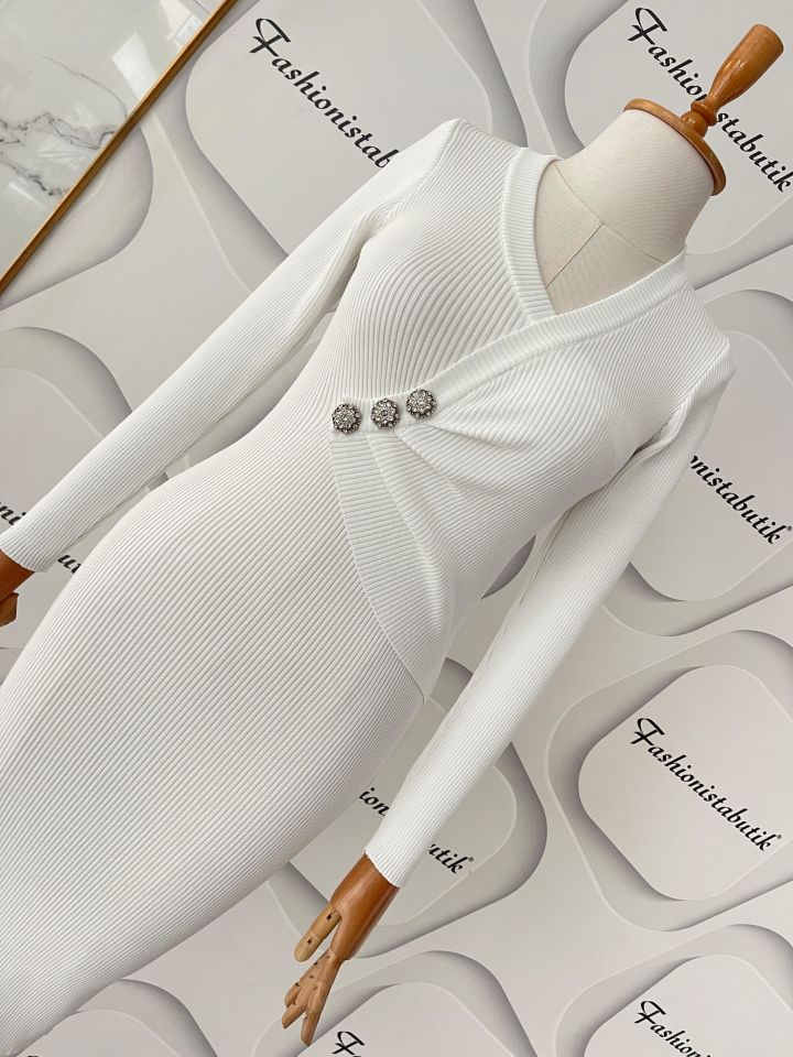Taş düğmeli triko elbise -Beyaz