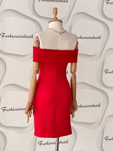 Straplez kuşaklı elbise -Kırmızı