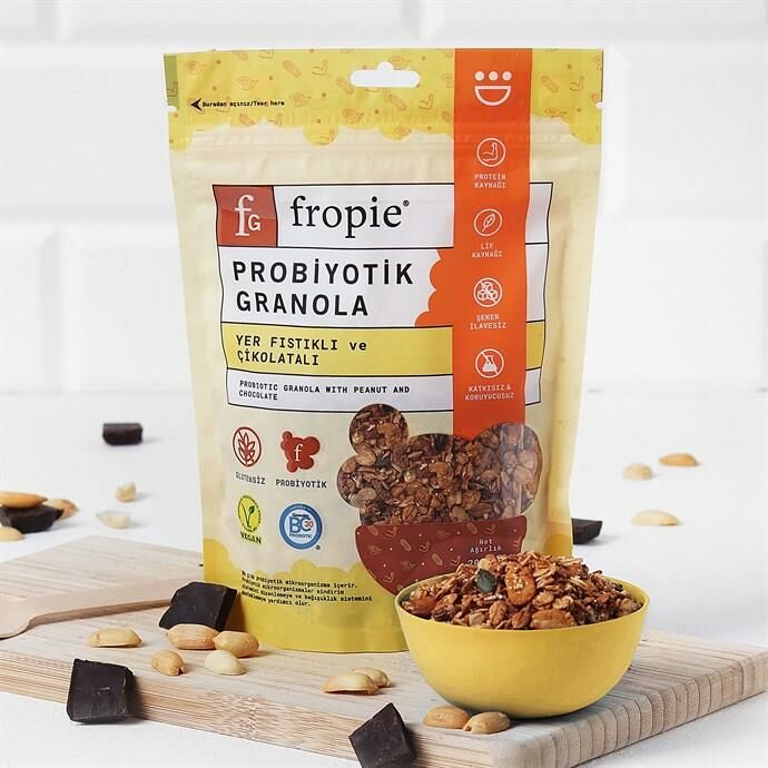 Fropie Yer Fıstıklı Çikolatalı Granola