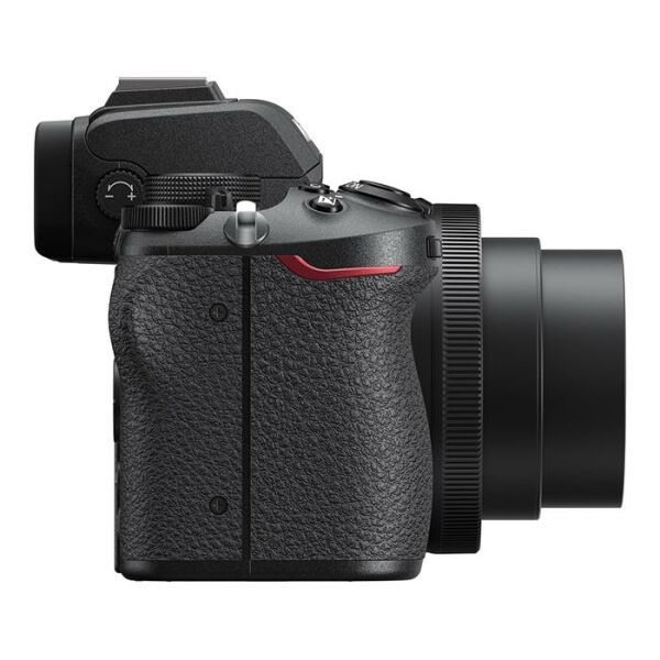 NİKON Z50 16-50mm KİT Aynasız Fotoğraf Makinesi