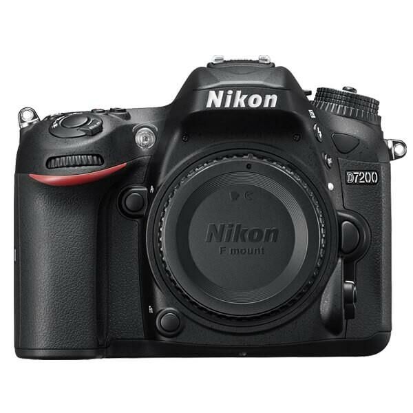 Nikon D7200 18-105mm VR