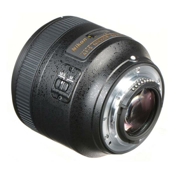 Nikon Af-s 85mm f/1.8G Lens