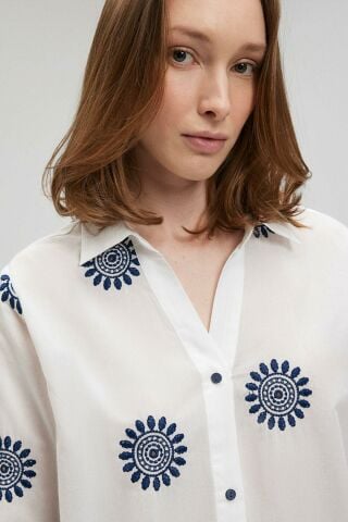 Mavi Uzun Kollu Beyaz Kadın Gömlek 1210705-620