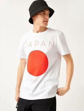 Koton Erkek Standart Fit Tokyo Baskılı Tişört
