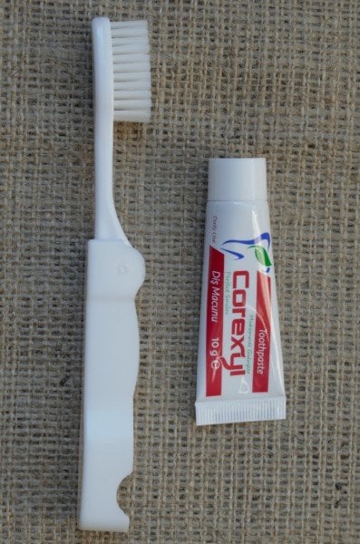 Arastana Otel Diş Seti Diş Fırçası Diş Macunu Poşetli Buklet diş Seti