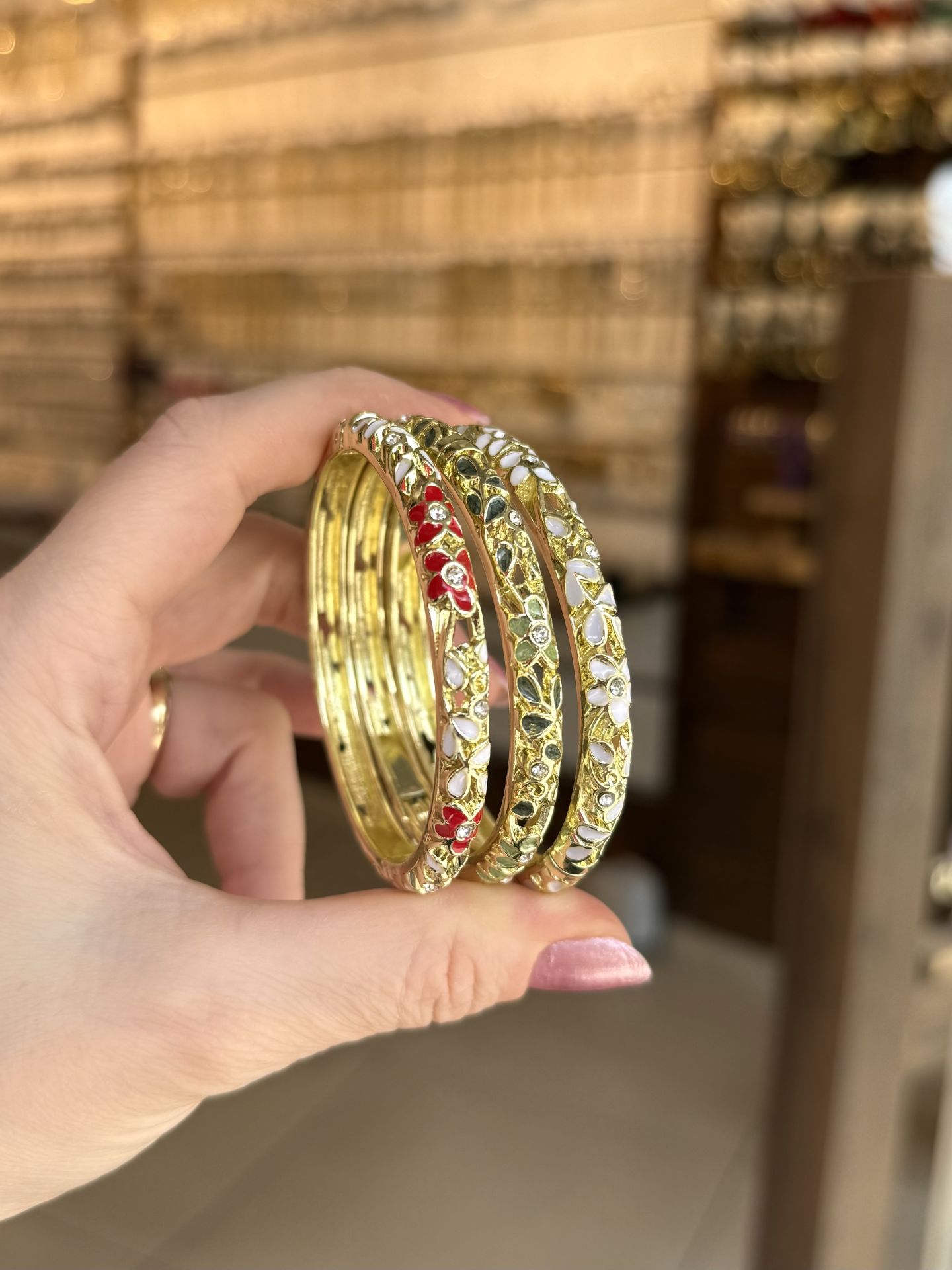Mineli Çiçekli Vintage Yaylı Bileklik