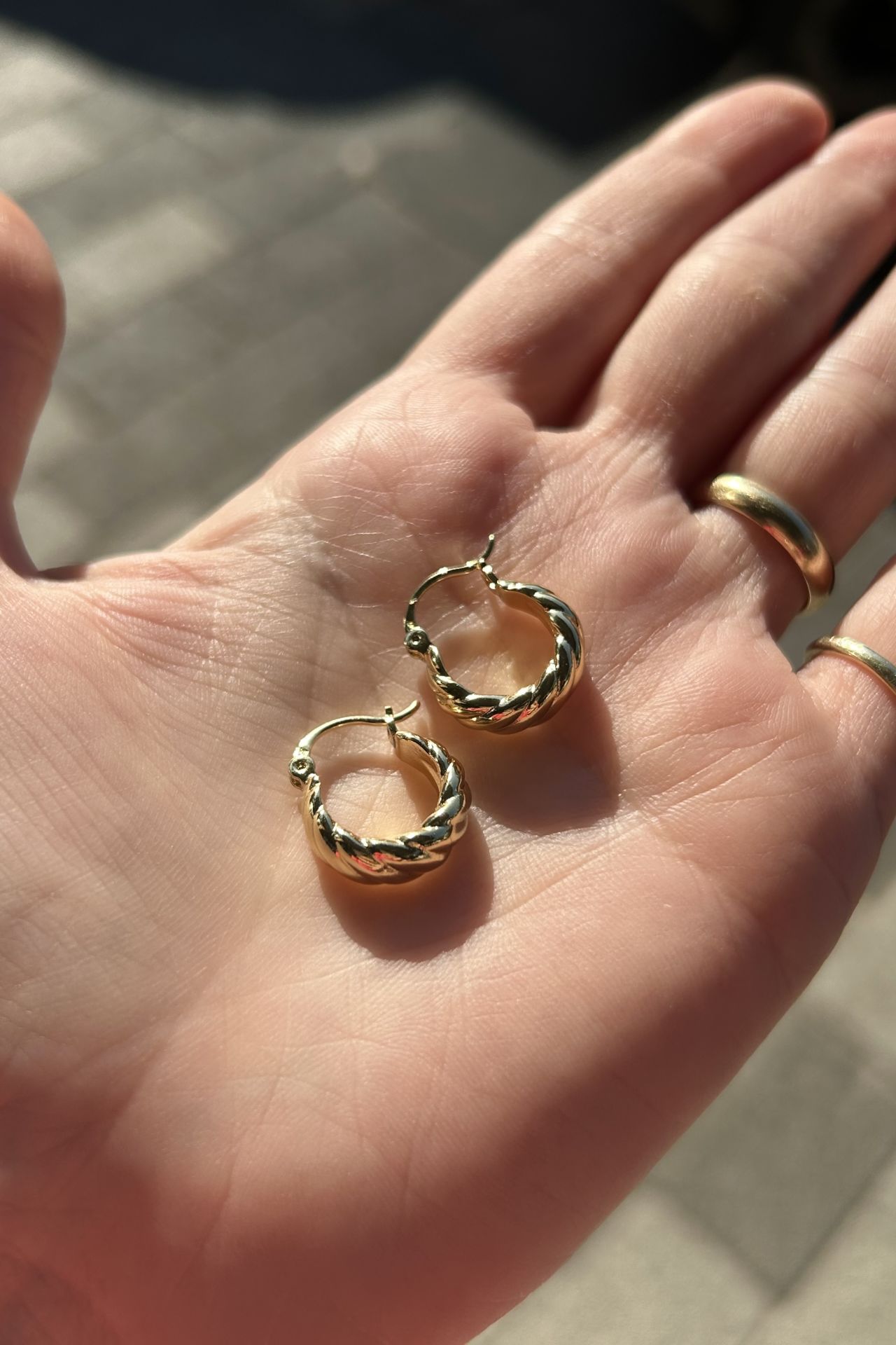 VIP Burgulu Vintage Model Halka Küpe 14K