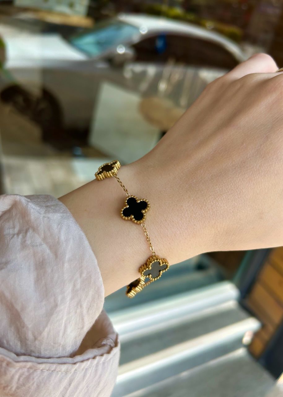 Çelik Marka Model Beyaz Siyah Yonca Bileklik 17 + 5 cm