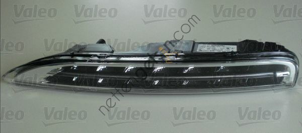 VALEO 044562 SINYAL LAMBASI SAG (GUNDUZ ISIGI OZELLIGI) PORSCHE CAYENNE 10->  VW-AUDI-SEAT-SKODA BİNEK