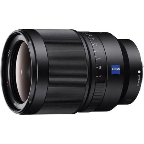 Sony FE 35mm f/1.4 ZA Lens