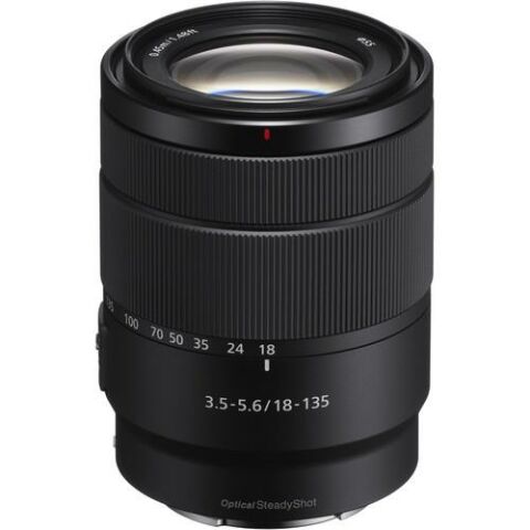 Sony 18-135mm f/3.5-5.6 OSS Lens