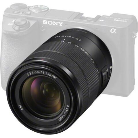 Sony 18-135mm f/3.5-5.6 OSS Lens