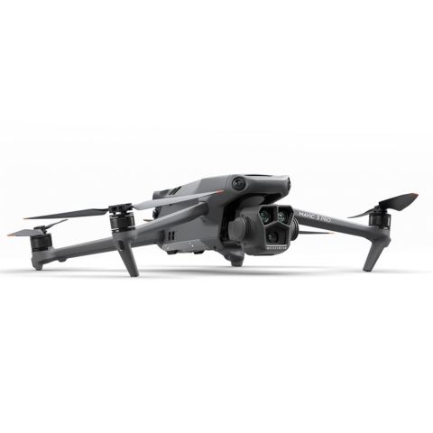 DJI Mavic 3 Pro Fly More Combo (DJI RC PRO)