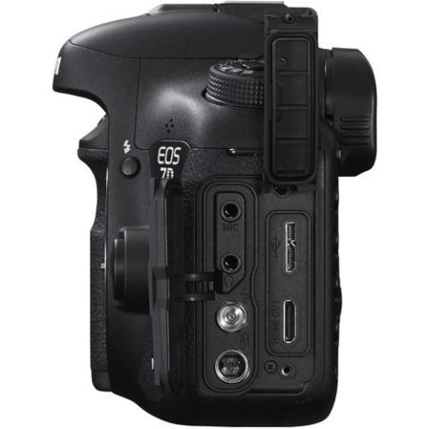 Canon EOS 7D Mark II Body Fotoğraf Makinesi + W-E1