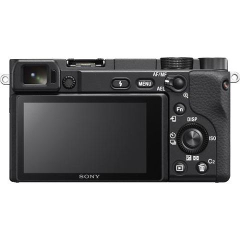 Sony A6400 18-135mm 4K Aynasız Fotoğraf Makinesi