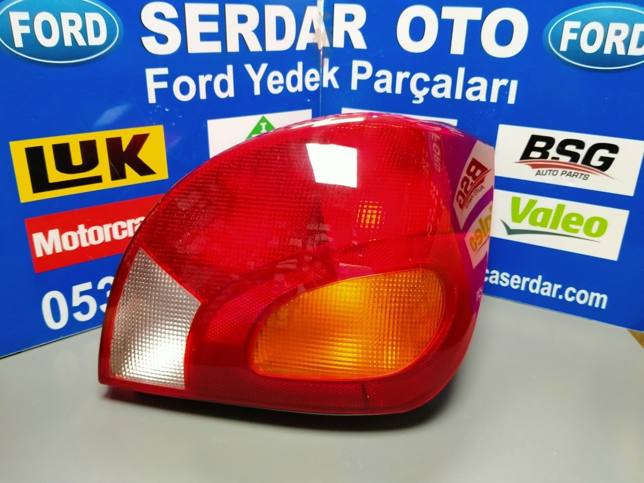 Ford Fiesta Arka Stop Lambası Sağ 1996-2001 Yıllar Arası