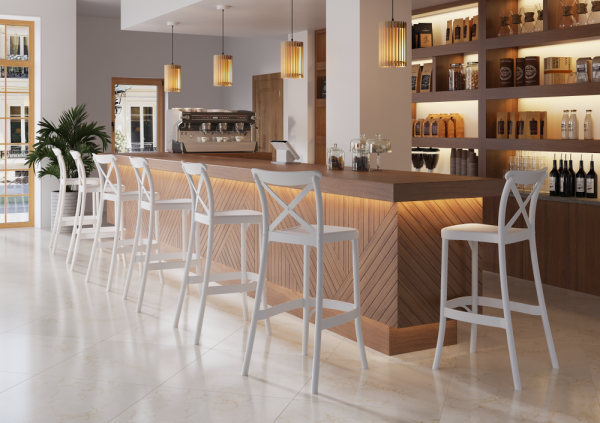 Ahşap Renkli Dış Mekan Bahçe Bar Sandalyesi Mutfak Salon Otel Cafe ve Restoranlar İçin Şık ve Dayanıklı Bahçe Bar Sandalye Modeli