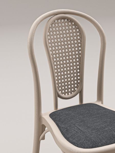 Antrasit Gri Füme Kumaş Döşemeli Beyaz Sandalye Ergonomik Mutfak Salon Cafe Restoran Otel ve Düğün İçin